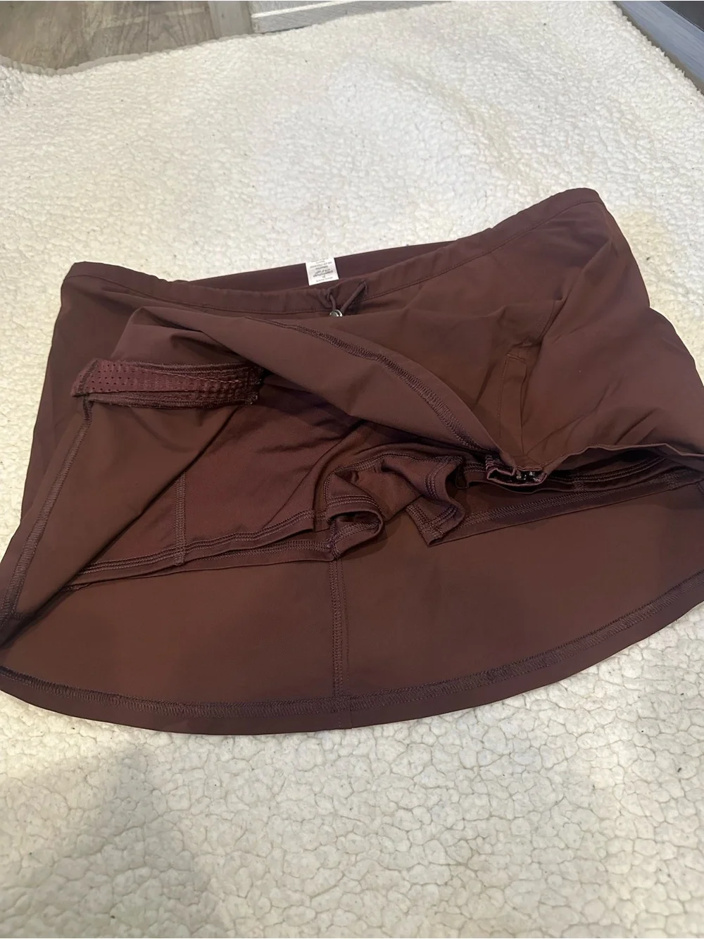 ALO Yoga Women's Mini Skirt in Dark Maroon